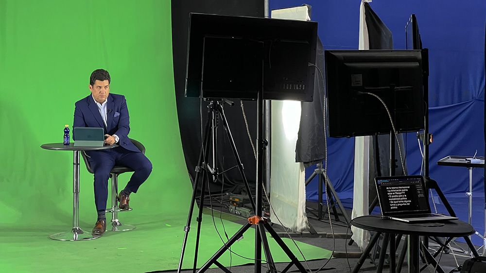 Photorealistic virtual set — Studio 1